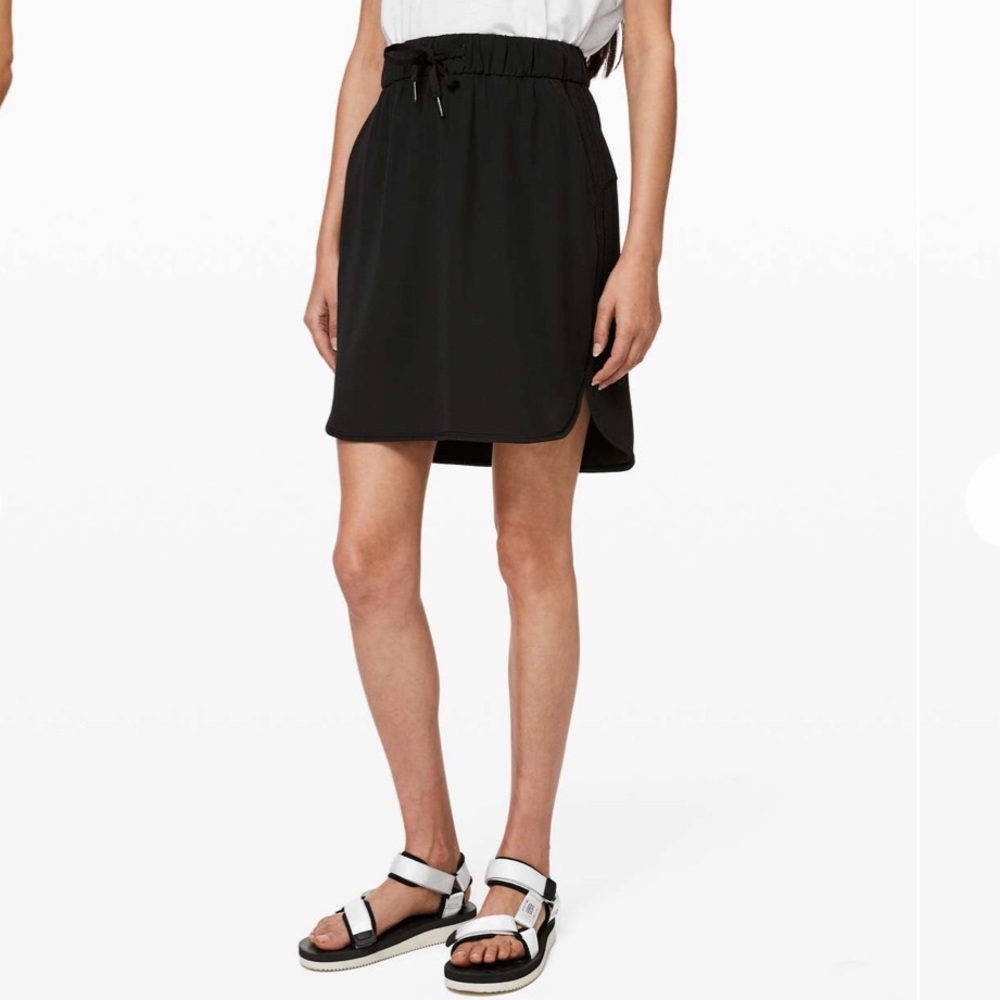 NWT Lululemon On the Fly Woven Skirt 4